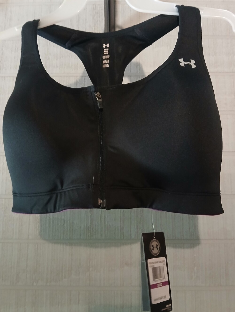 Under Armour NWT Women's 38DD Black Front-Zip High Impact Sports Bra.   FF#447